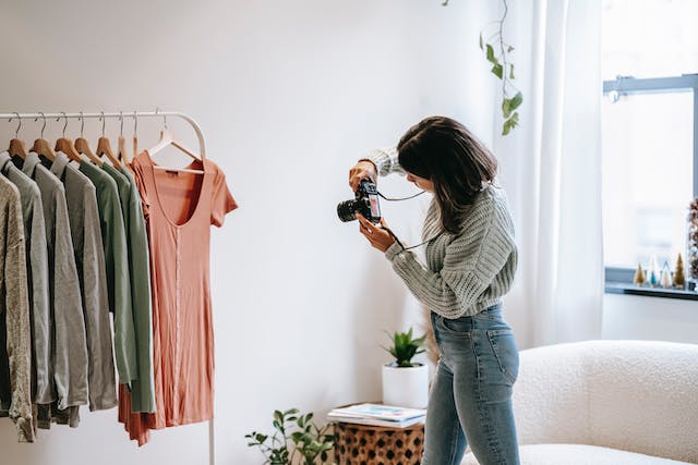 how to take pictures of clothes to sell