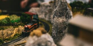 o scale train